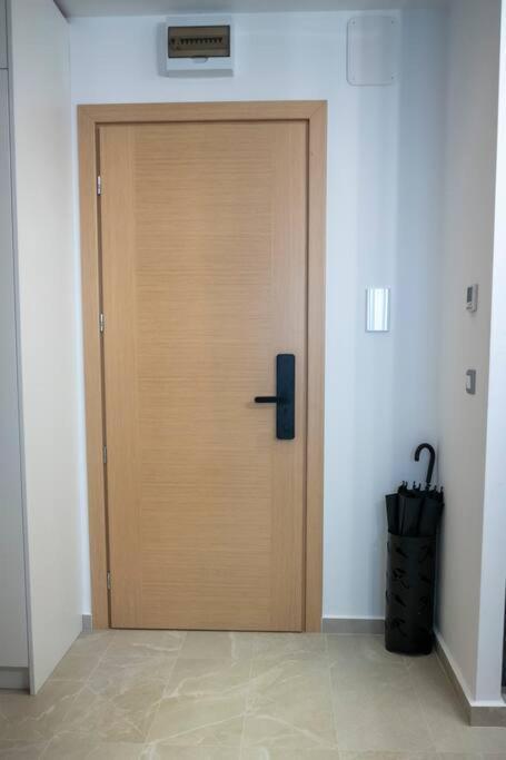 Luxury 2 Bedroom Apartment Bucarest Exterior foto