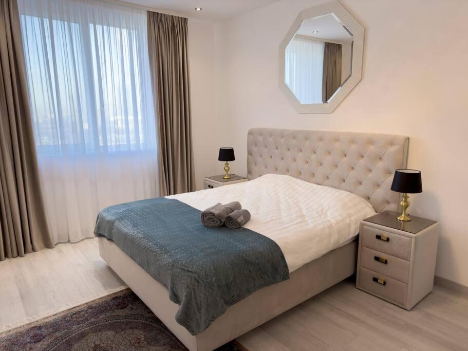 Luxury 2 Bedroom Apartment Bucarest Exterior foto